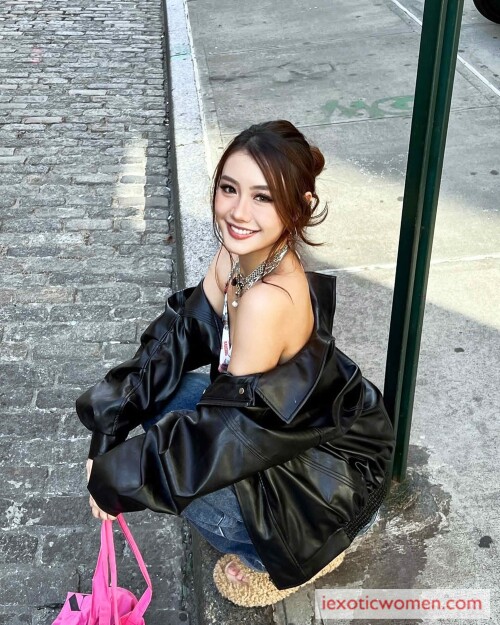 Sherry Xia 811