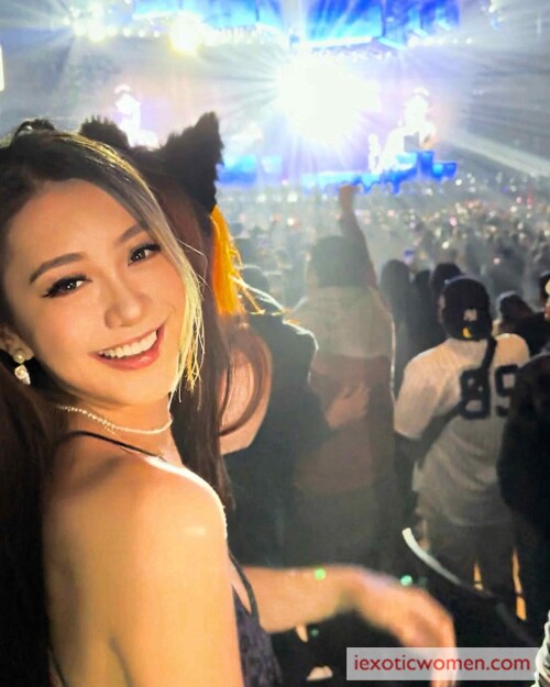 Sherry Xia 414