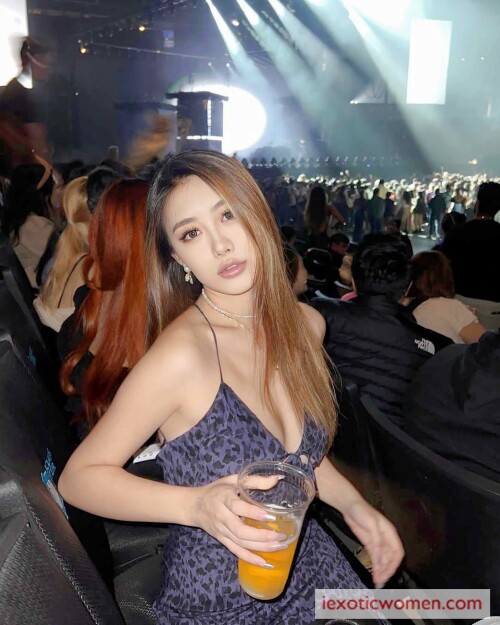 Sherry Xia 422