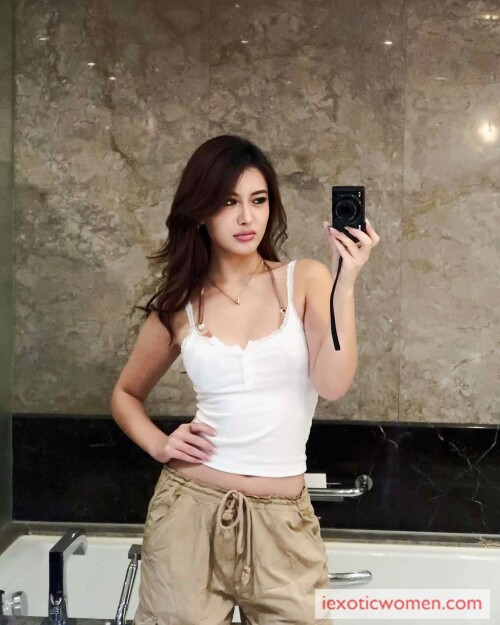 Sherry Xia 1247