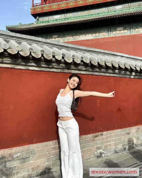 Sherry Xia 655