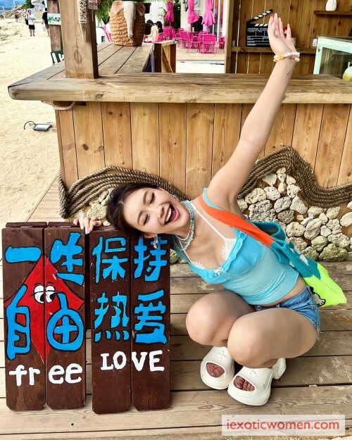 Sherry Xia 1060