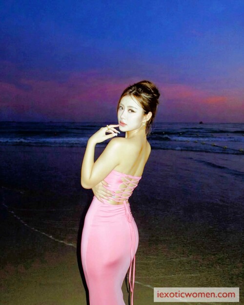 Sherry Xia 1048