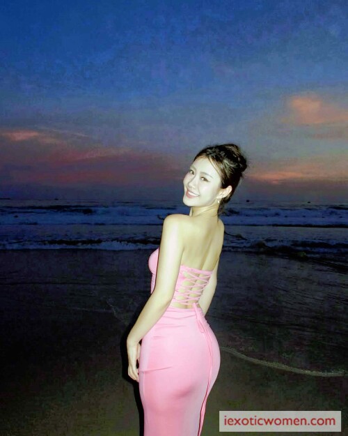 Sherry Xia 1056