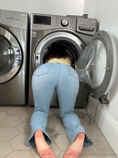 MIyNVe.jpeg