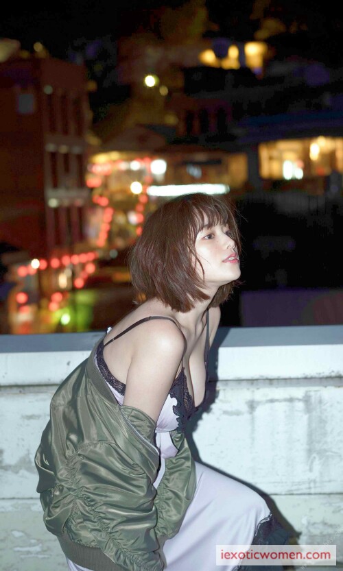 Miwako Kakei 631