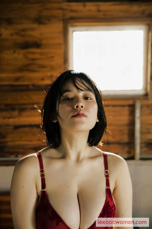 Miwako Kakei 664