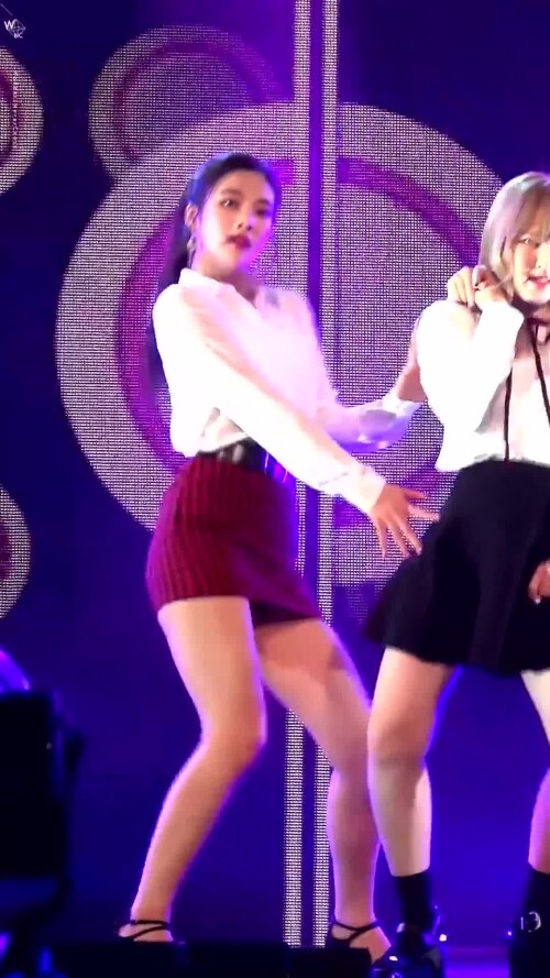 NFgDXH.webm