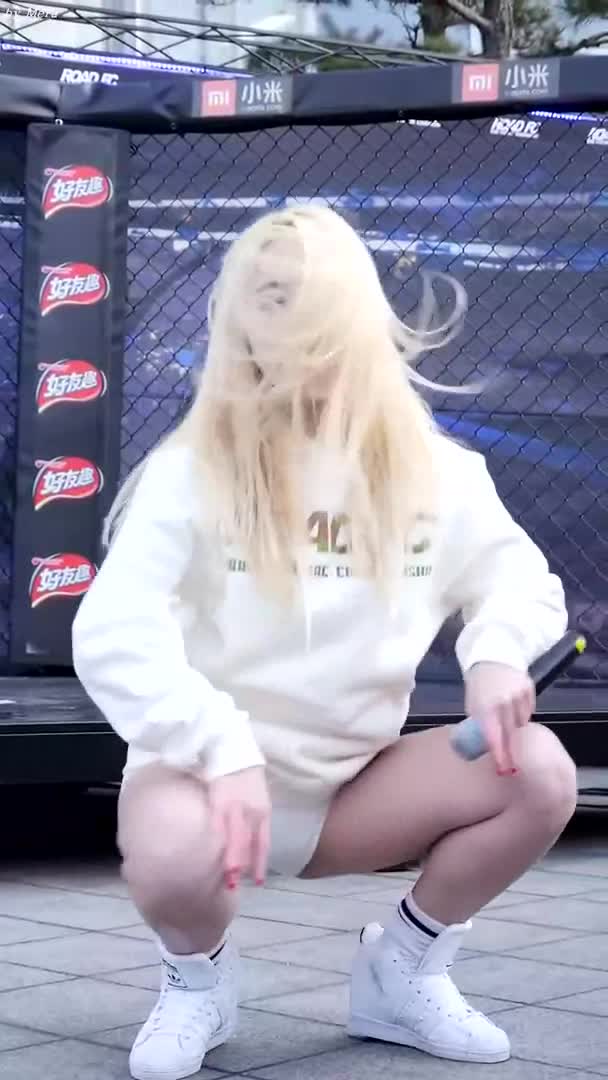 NfNsJF.webm