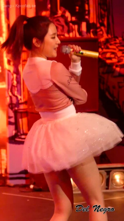 [34][Tren D Tami's Butt][32giof][150413][CloudyEquatorialDugong]