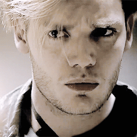 Q5dwDx.gif