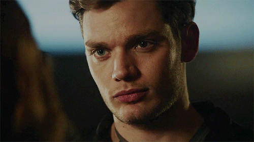 Q5mZy5.gif