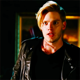QyuXG5.gif