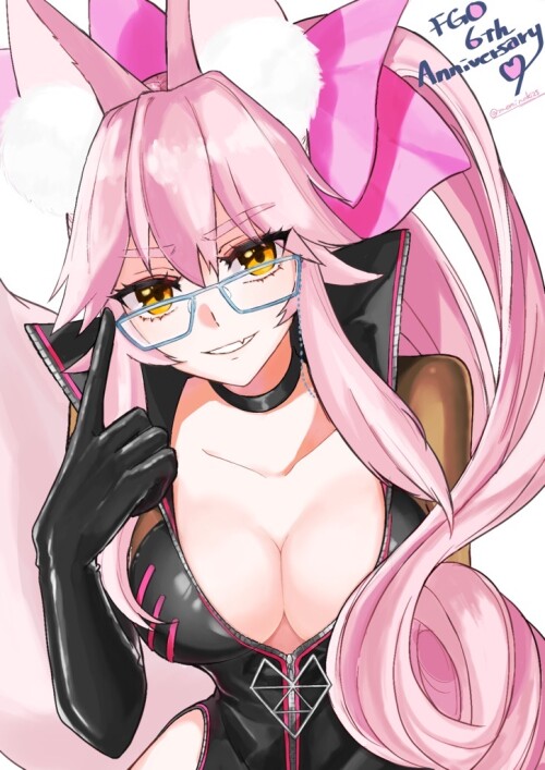  tamamo koyanskaya and koyanskaya fate and 1 more drawn by yukaueno 7507bba5e4055645fabc57424bad62ca