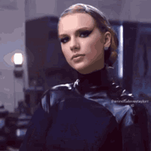 SkWWSK.gif