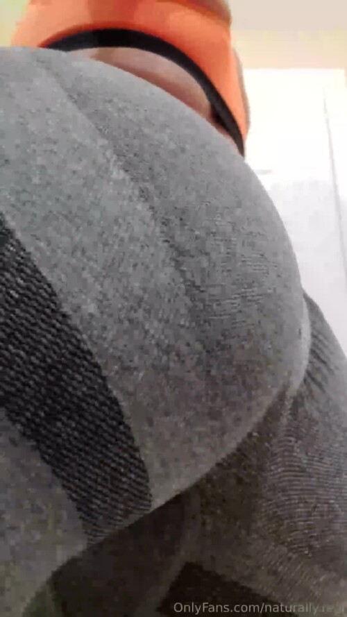 UwyMET.webm