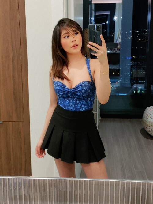Uy4YMZ.jpg