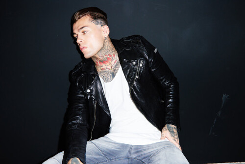THEO Wormland 2016 Spring Summer Campaign Stephen James 012