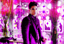 V4GSUM.gif