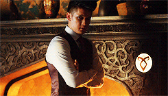 V4hJt5.gif