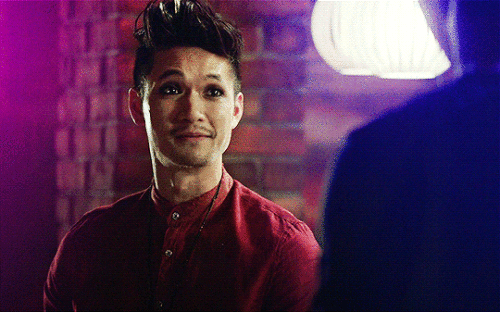 V4wNfe.gif