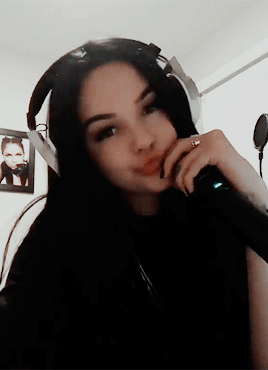 VBX8Kv.gif
