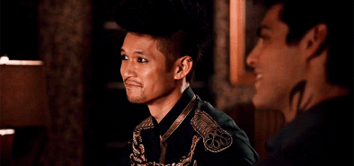 VKHgYH.gif