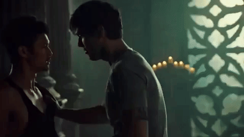 VKV5Mi.gif