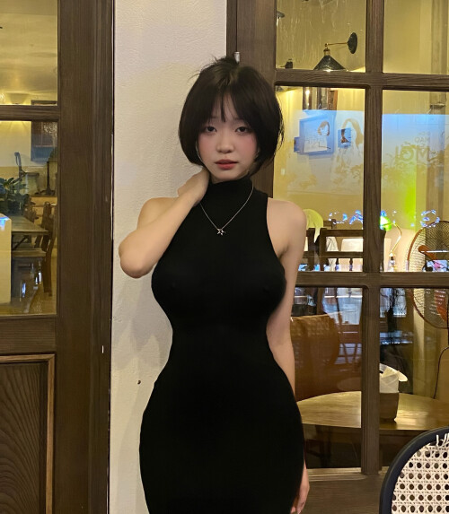 VYEeOM.jpeg