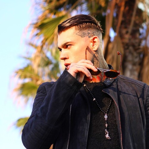 VZiKJK.jpeg