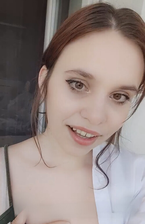 YCV8Ir.jpeg