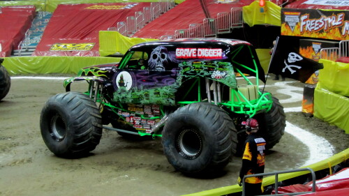 grave digger 5337127607 o