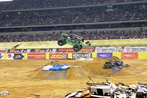 grave digger 5499037613 o