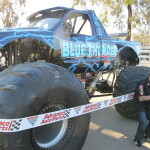 Zl41NK