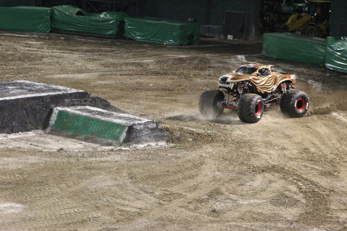 ZzQxn0.jpg