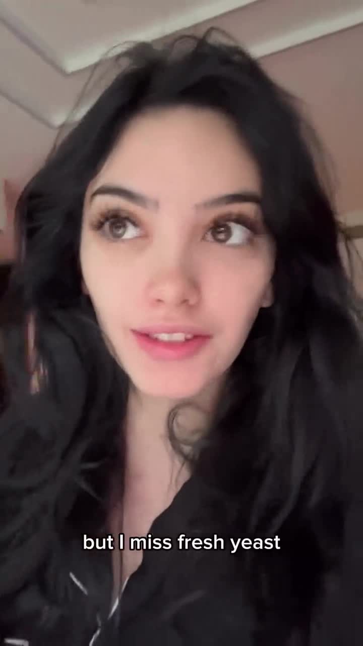 b28xxZ.webm