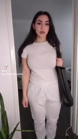 b5WBx3.mp4