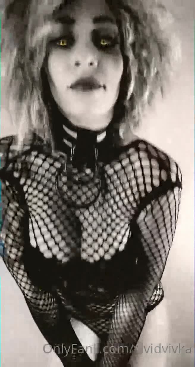 fF0JdA.webm