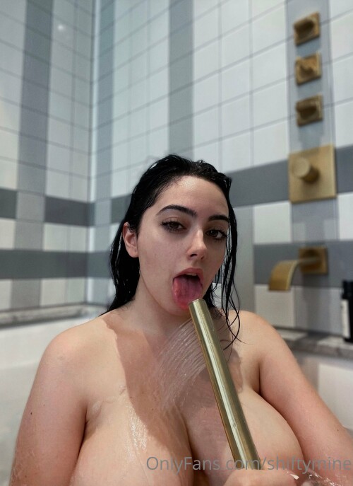 fkNLRK.jpg
