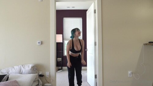 lAZ2BH.mp4