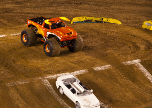 ljNGE5.jpeg