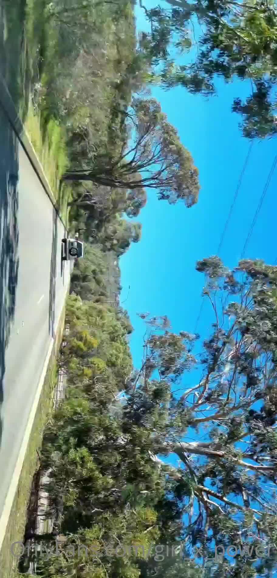 nZNtAv.mp4