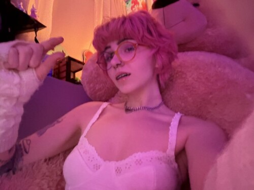 Gg7nzQqXIAA E0D