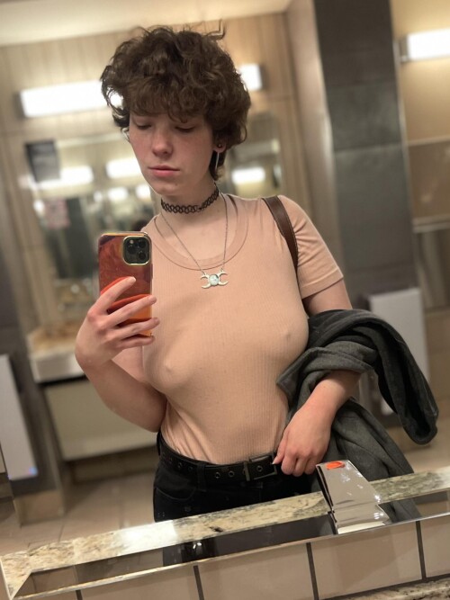 qT9jTq.jpeg