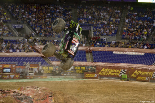 grave digger aims up 5921912125 o