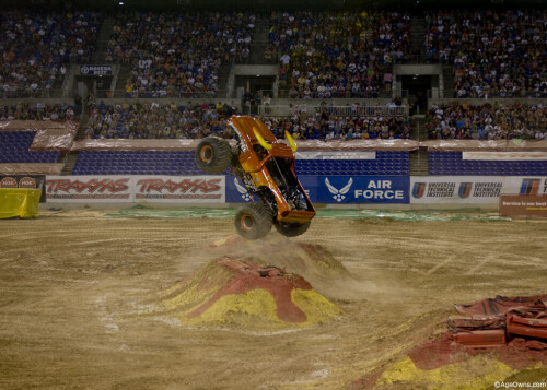 el toro loco leaps 5921887669 o