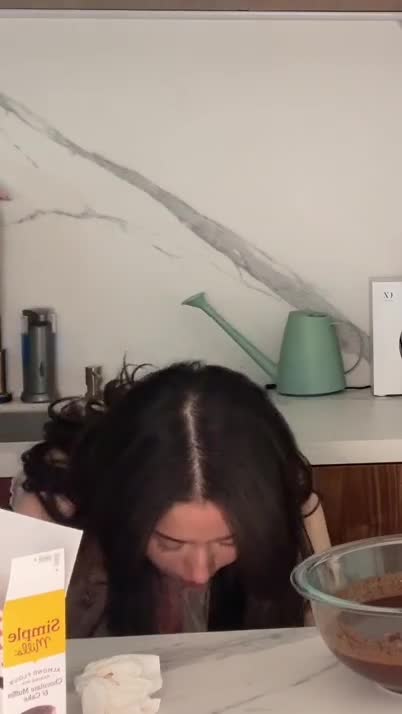 uUmHlK.mp4