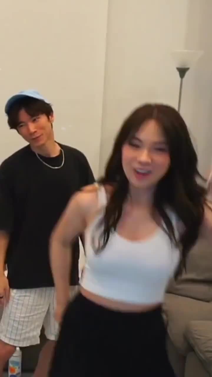 uUnUyb.mp4