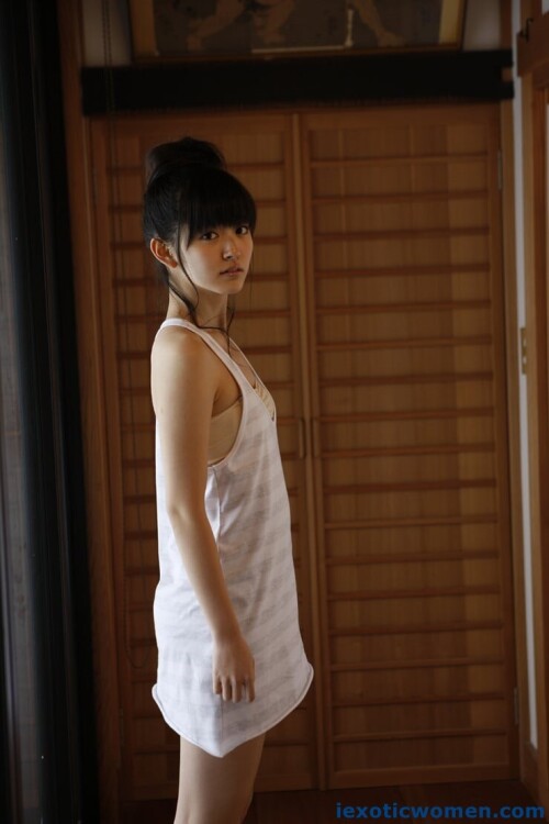 Airi Suzuki 1114