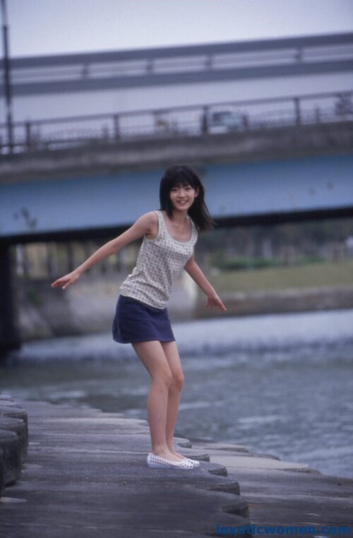 Airi Suzuki 1112